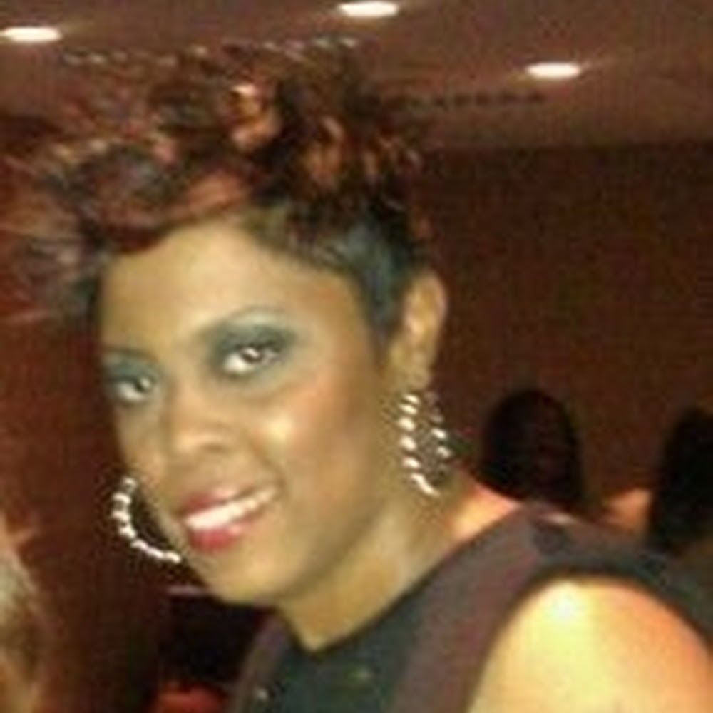 Meet your Posher, Loretta